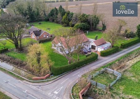 3 bedroom Detached bungalow for sale in Main Road, Saltfleetby, LN11