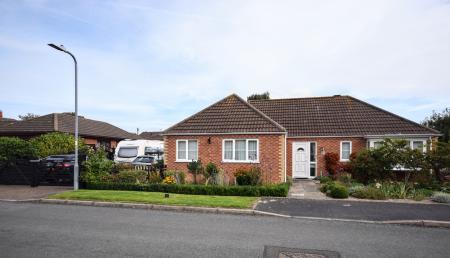 Manor Park, Legbourne, LN11