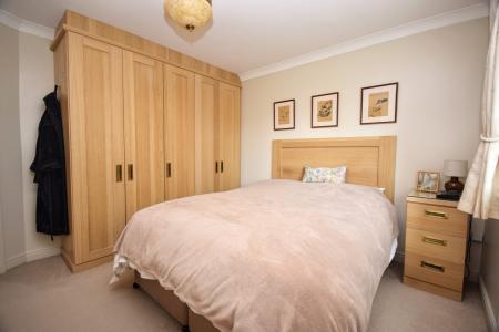 3 bedroom Detached bungalow for sale in Manor Park, Legbourne, LN11