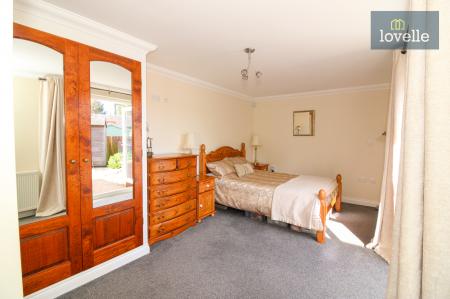 3 bedroom Detached bungalow for sale in Mill Lane, Legbourne, LN11