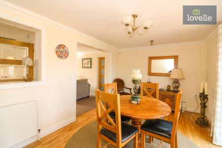 3 bedroom Detached bungalow for sale in Mill Lane, Legbourne, LN11