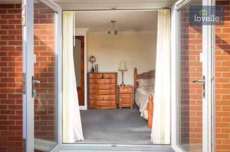 3 bedroom Detached bungalow for sale in Mill Lane, Legbourne, LN11