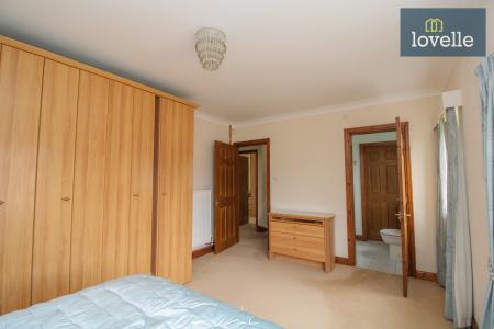 3 bedroom Detached bungalow for sale in Nunnerley Place, Waltham, DN37