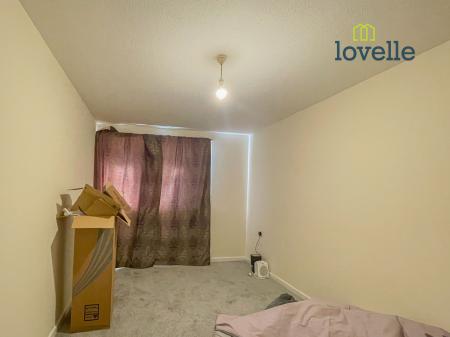 2 bedroom Flat for sale in Pinewood Crescent, Grimsby, DN33