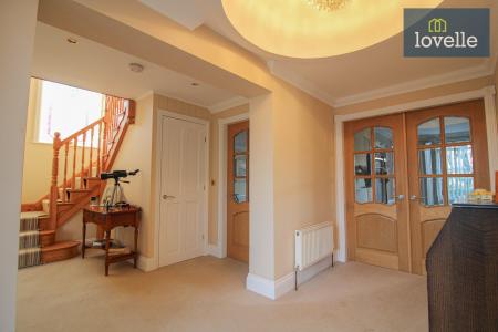 5 bedroom Detached house for sale in Post Office Lane, Ashby Cum Fenby, DN37