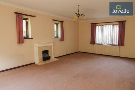 4 bedroom Detached house for sale in Quarryside, Louth, LN11