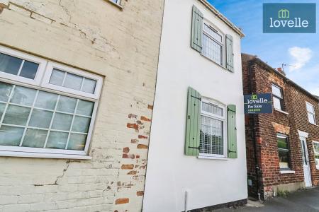 2 bedroom Cottage for sale in Riby Road, Keelby, DN41