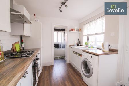 2 bedroom Cottage for sale in Riby Road, Keelby, DN41