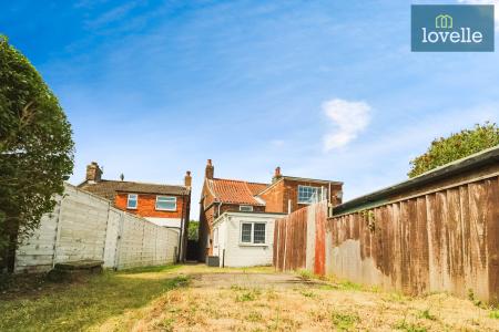 2 bedroom Cottage for sale in Riby Road, Keelby, DN41