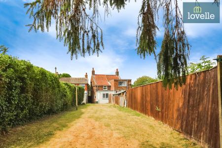 2 bedroom Cottage for sale in Riby Road, Keelby, DN41