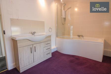 4 bedroom Detached house for sale in Saddleback Road, South Cockerington, LN11