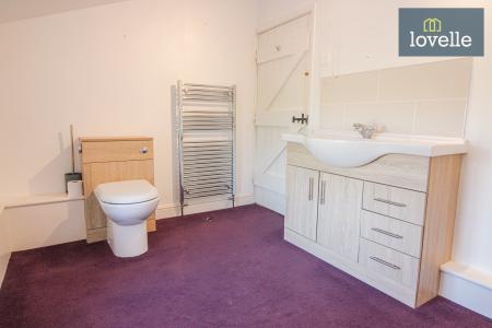 4 bedroom Detached house for sale in Saddleback Road, South Cockerington, LN11