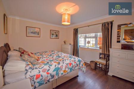 3 bedroom Detached bungalow for sale in South Road, Tetford, LN9