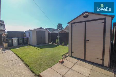 3 bedroom Detached bungalow for sale in Southfield Drive, Louth, LN11