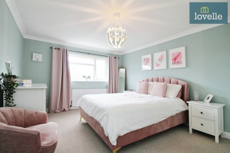 4 bedroom Detached house for sale in Southfield Road, Holton-le-Clay, DN36