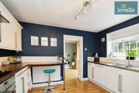 4 bedroom Detached house for sale in Southfield Road, Holton-le-Clay, DN36