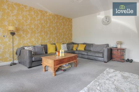 5 bedroom Detached house for sale in The Riverbank, Louth, LN11