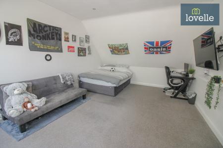 5 bedroom Detached house for sale in The Riverbank, Louth, LN11