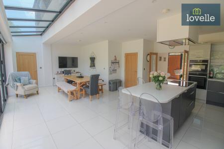 The Riverbank, Louth, LN11