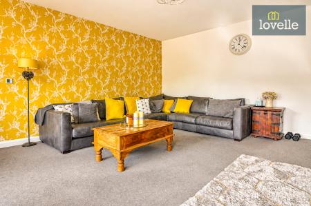 5 bedroom Detached house for sale in The Riverbank, Louth, LN11