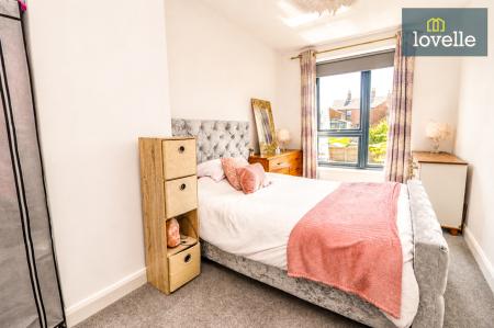 5 bedroom Detached house for sale in The Riverbank, Louth, LN11