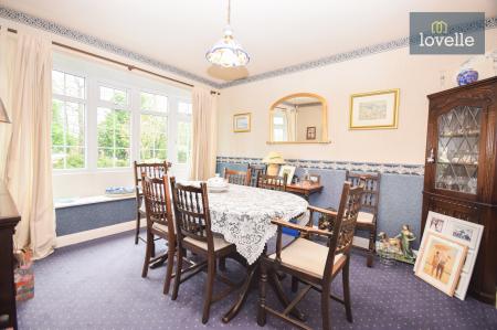 4 bedroom Detached house for sale in Tinkle Street, Grimoldby, LN11