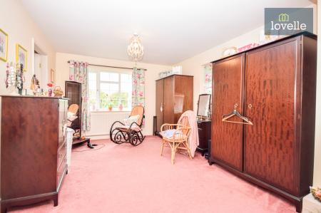 4 bedroom Detached house for sale in Tinkle Street, Grimoldby, LN11