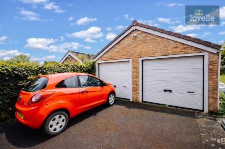 4 bedroom Detached house for sale in Tinkle Street, Grimoldby, LN11