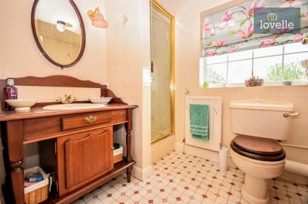 4 bedroom Detached house for sale in Tinkle Street, Grimoldby, LN11