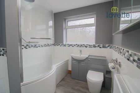 3 bedroom Detached bungalow for sale in Trevor Close, Laceby, DN37