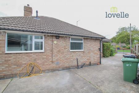 3 bedroom Detached bungalow for sale in Trevor Close, Laceby, DN37