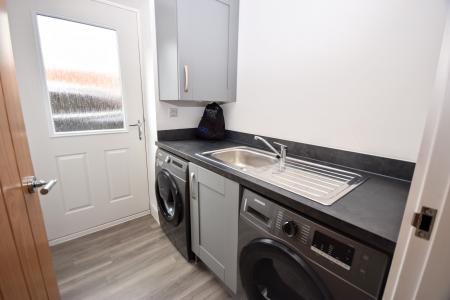 4 bedroom Detached house for sale in Walnut Close, Louth, LN11