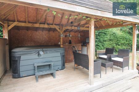 4 bedroom Detached house for sale in Warren Road, Saltfleet, LN11