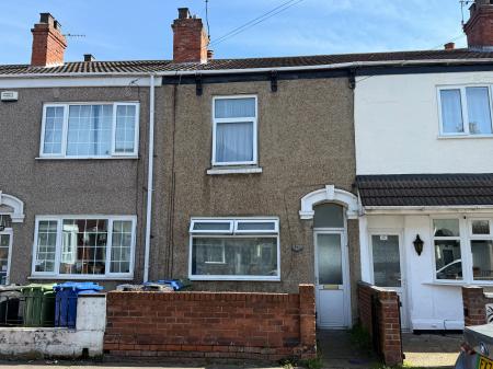 3 bedroom Terraced House for sale in Weelsby Street, Grimsby, DN32