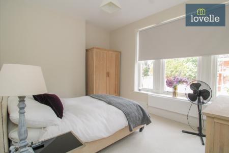 2 bedroom Flat for sale in Welholme Avenue, Grimsby, DN32