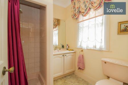 3 bedroom Detached house for sale in Welholme Avenue, Grimsby, DN32