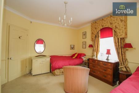 3 bedroom Detached house for sale in Welholme Avenue, Grimsby, DN32