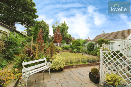 3 bedroom Detached house for sale in Welholme Avenue, Grimsby, DN32