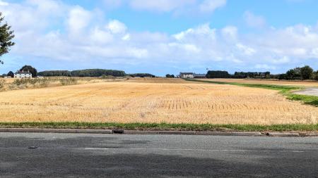 5 bedroom Detached house for sale in Wragholme Road, Grainthorpe, LN11