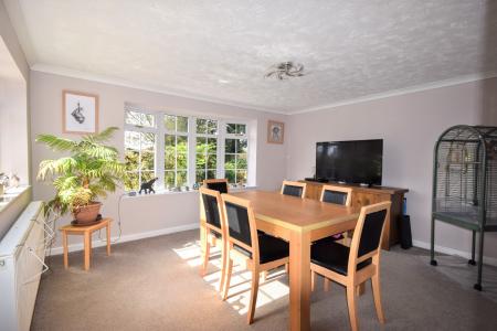 5 bedroom Detached house for sale in Wragholme Road, Grainthorpe, LN11