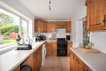 5 bedroom Detached house for sale in Wragholme Road, Grainthorpe, LN11