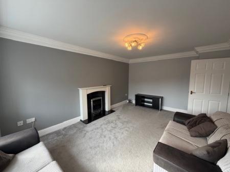 4 bedroom Detached house to let in Kempton Vale, Humberston, DN35