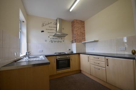 2 bedroom Flat to let in Granville Street, Grimsby, DN32