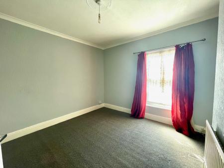 2 bedroom Terraced House to let in Rutland Street, Grimsby, DN32