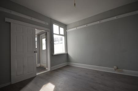 2 bedroom Terraced House to let in Whites Road, Cleethorpes, DN35