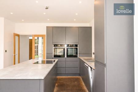 5 bedroom Detached house for sale in The Riverbank, Louth, LN11