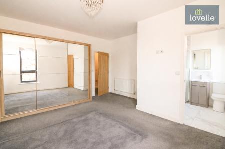 5 bedroom Detached house for sale in The Riverbank, Louth, LN11