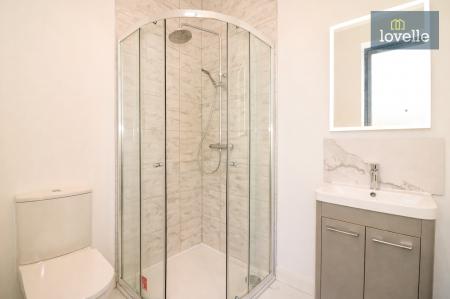 5 bedroom Detached house for sale in The Riverbank, Louth, LN11