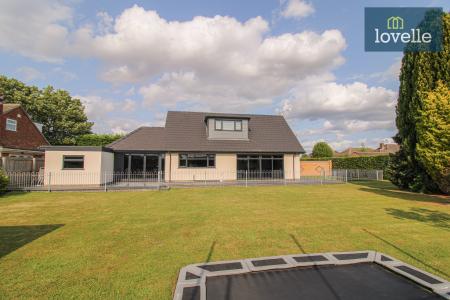 3 bedroom Detached house for sale in Mordaunt Avenue, Scartho, Grimsby, DN33