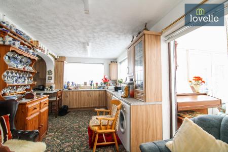 3 bedroom Detached house for sale in Coniston Avenue, Scartho, Grimsby, DN33